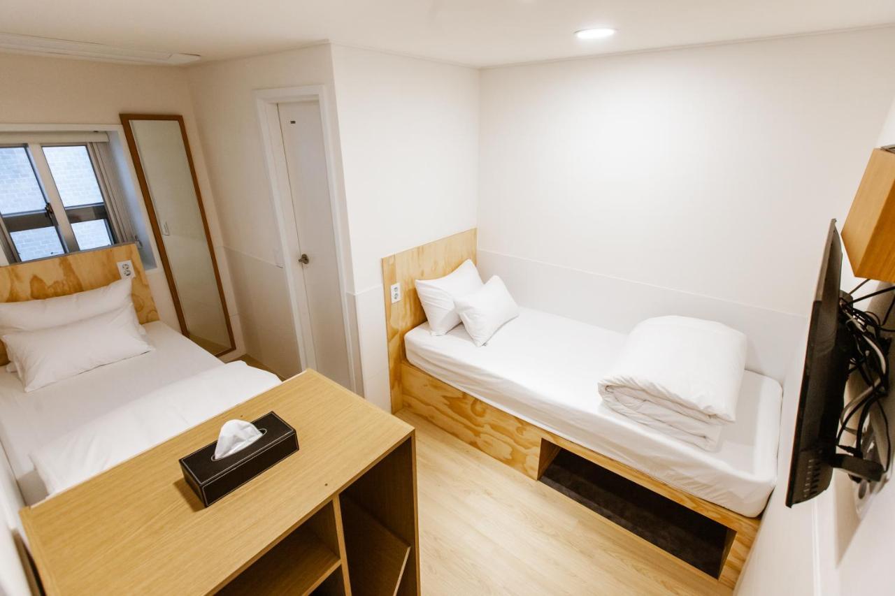 Hostel Seoulite Myeongdong Formerly - Step Myeongdong 2 *
